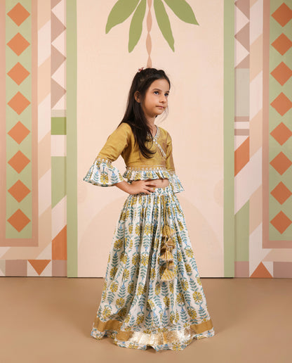 Royal Flora Kids’ Festive Lehenga