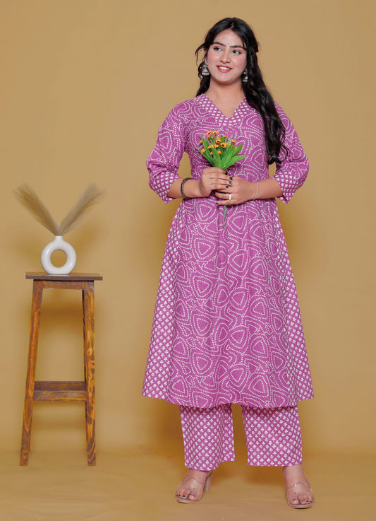 Gulabi Kali Print V-Neck Kurta Set